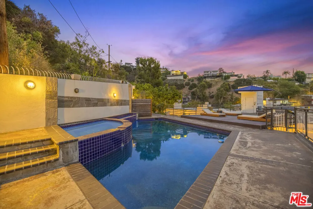 8507 Franklin Avenue Los Angeles, CA 90069