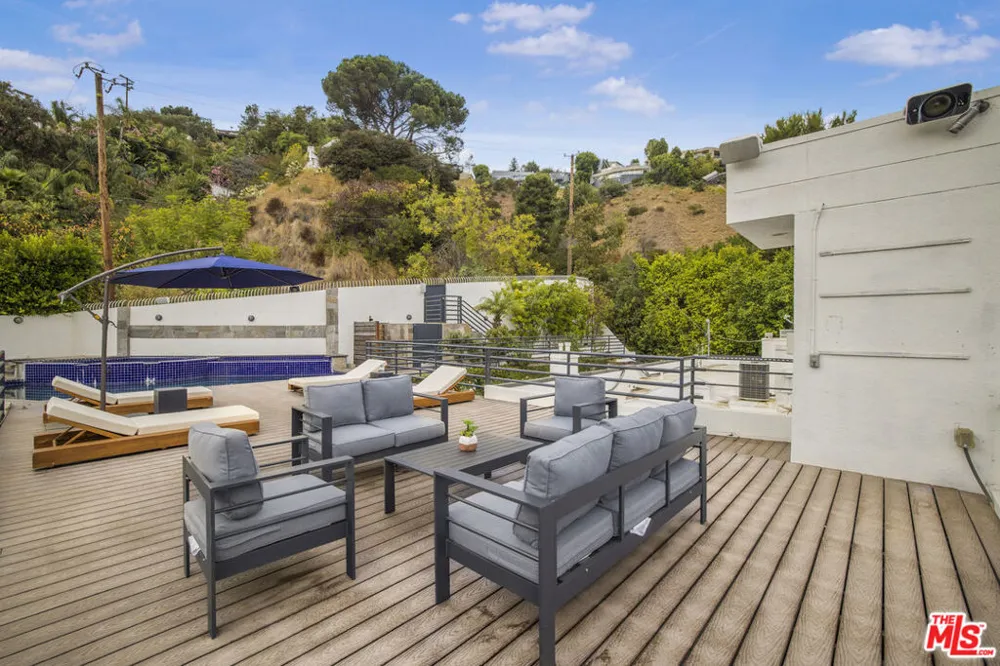 8507 Franklin Avenue Los Angeles, CA 90069