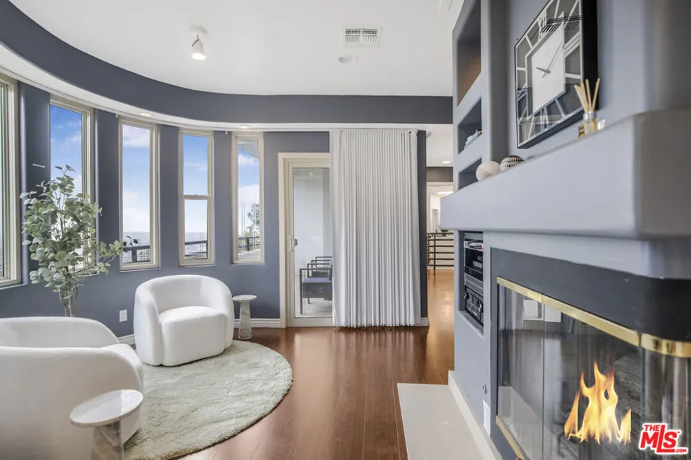 8507 Franklin Avenue Los Angeles, CA 90069