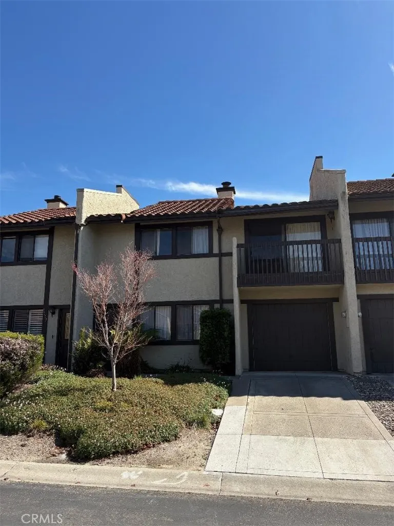 1009 Meadow Way Arroyo Grande, CA 93420
