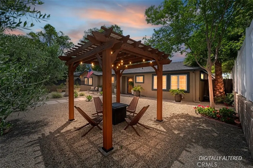 554 Calle Jazmin Thousand Oaks, CA 91360