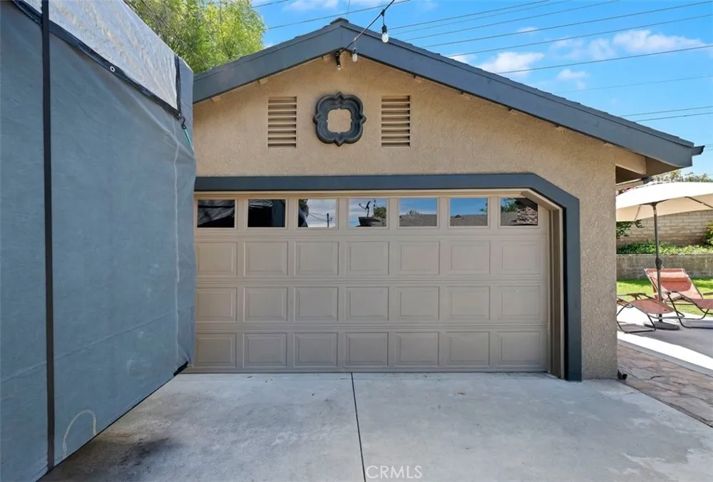 554 Calle Jazmin Thousand Oaks, CA 91360