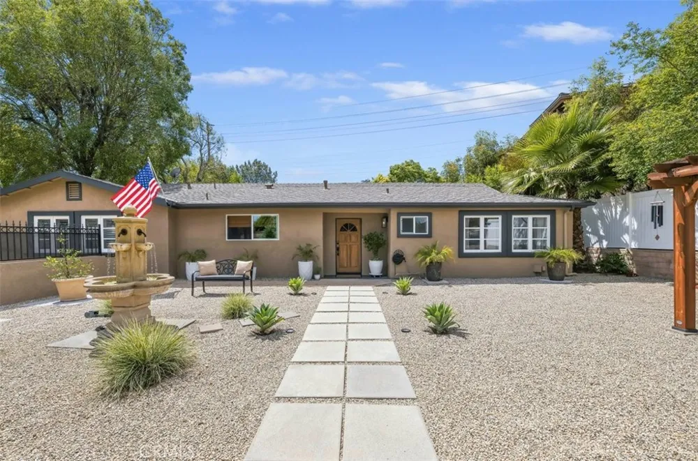 554 Calle Jazmin Thousand Oaks, CA 91360