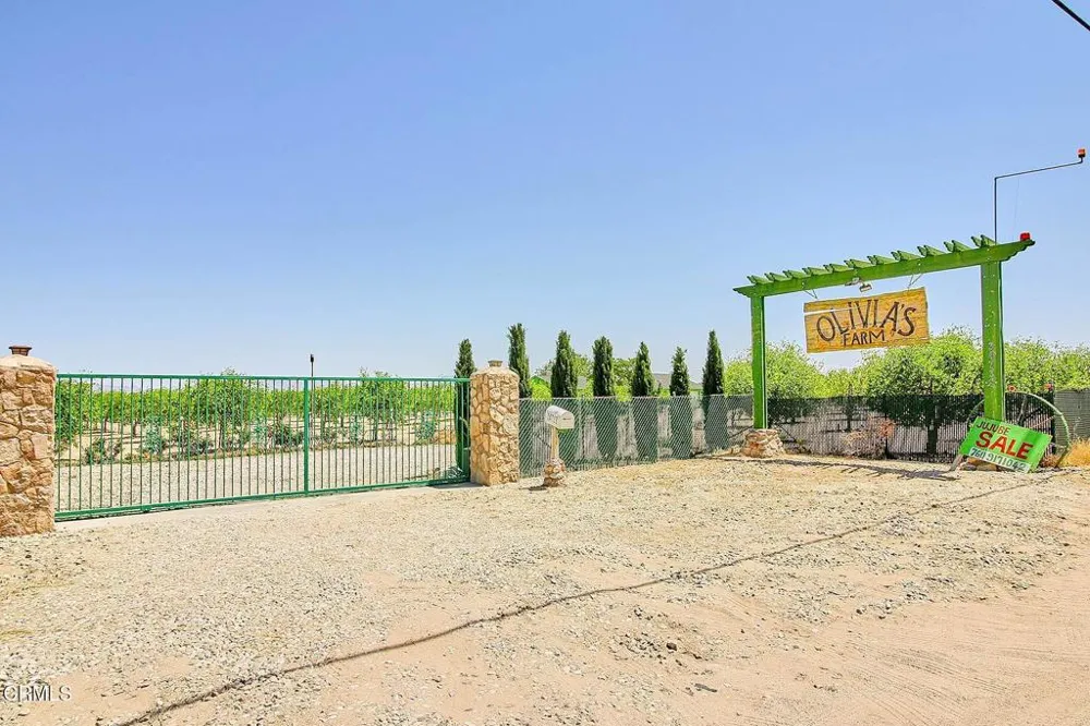34738 Old Woman Springs Road Lucerne Valley, CA 92356