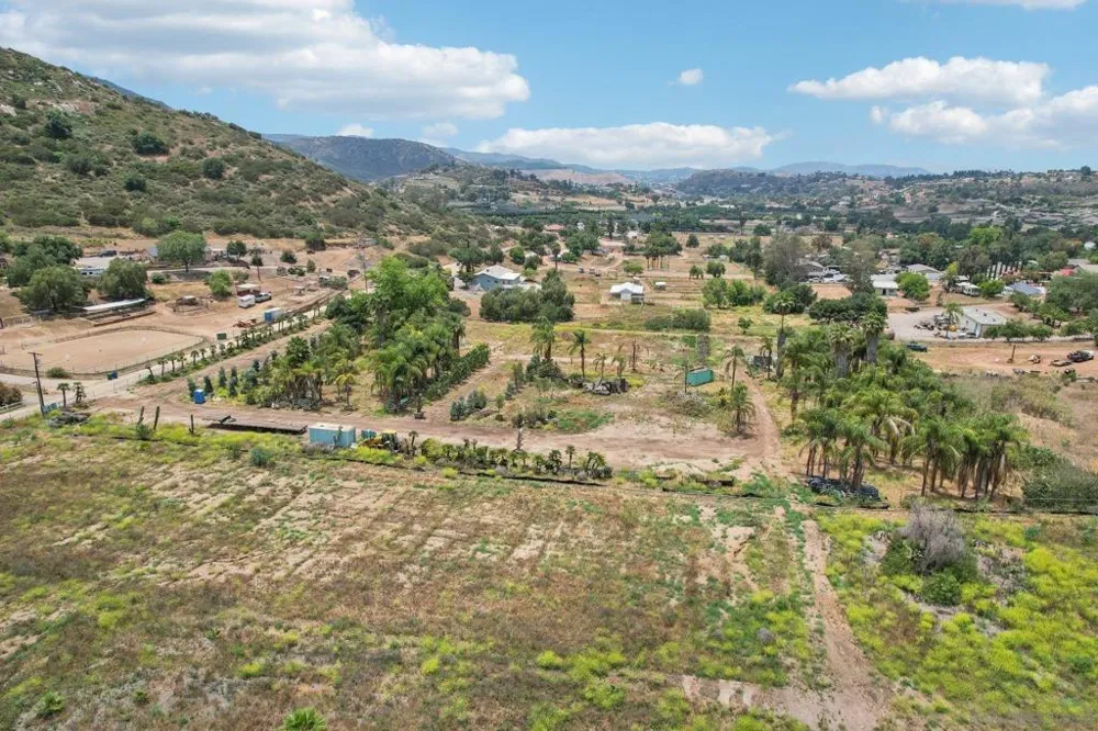 14930 Shanteau Dr El Cajon, CA 92021