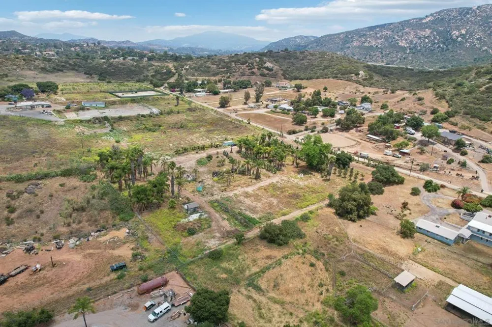 14930 Shanteau Dr El Cajon, CA 92021