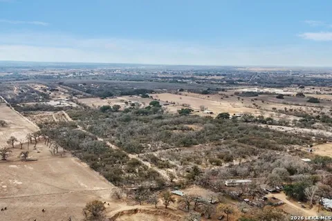 14319 Old Frio City