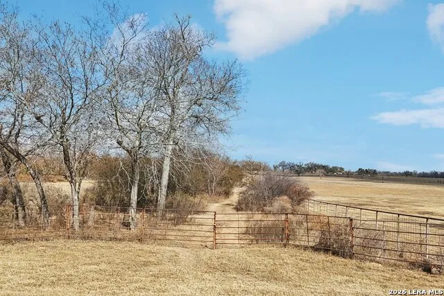 14319 Old Frio City Lytle, TX 78052