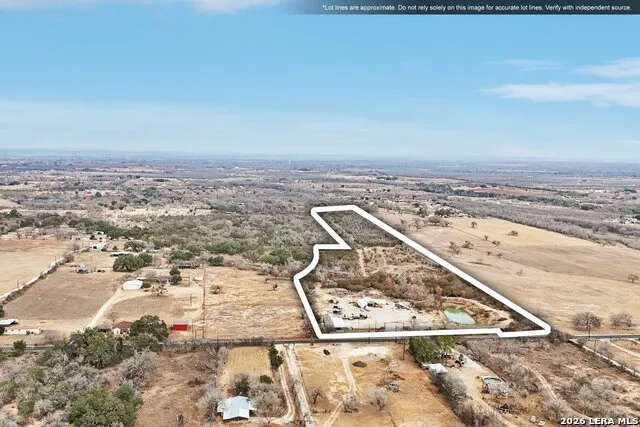 14319 Old Frio City Lytle, TX 78052