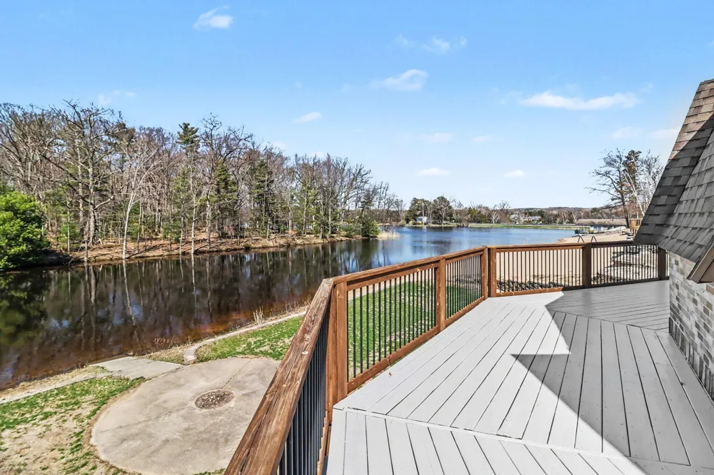 8284 W Lake Holiday Drive Mears, MI 49436