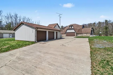 8284 W Lake Holiday Drive