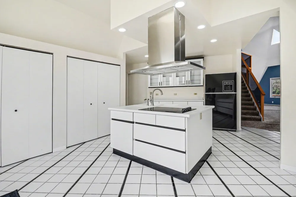 8284 W Lake Holiday Drive Mears, MI 49436