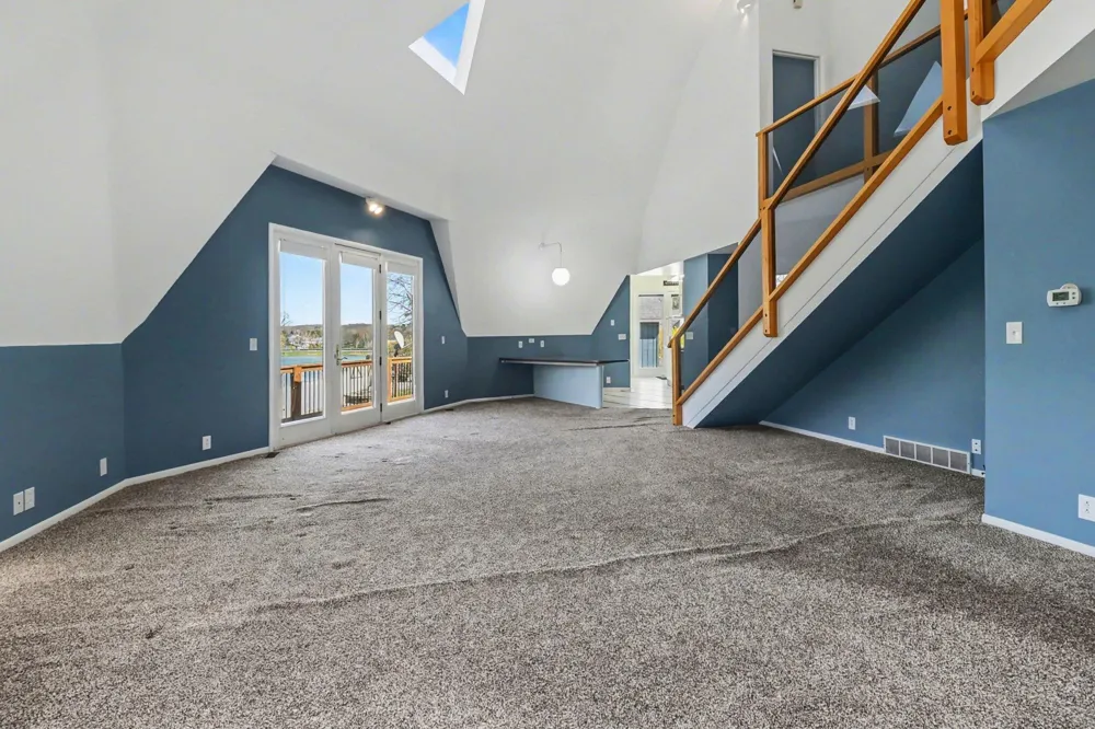 8284 W Lake Holiday Drive Mears, MI 49436