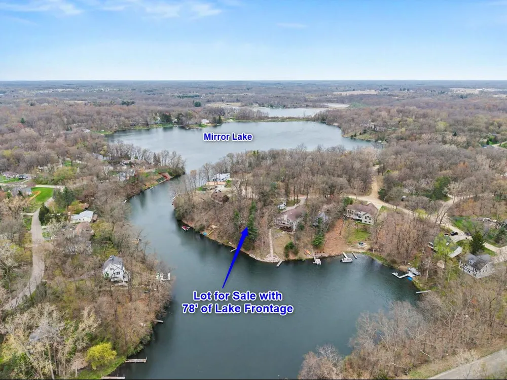 132 Hollybrook Ct Jerome, MI 49249
