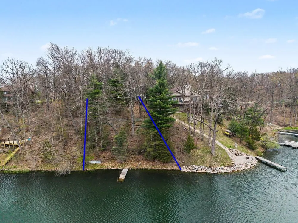 132 Hollybrook Ct Jerome, MI 49249
