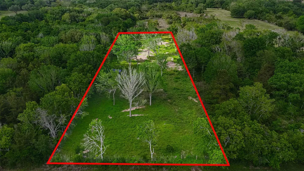 7600 Hacker Road Hitchcock, TX 77563