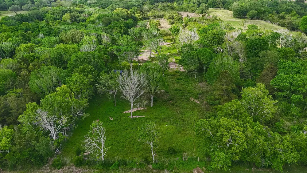 7600 Hacker Road Hitchcock, TX 77563
