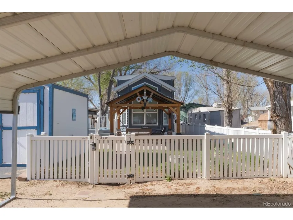 188 Kiowa Road Weldona, CO 80653