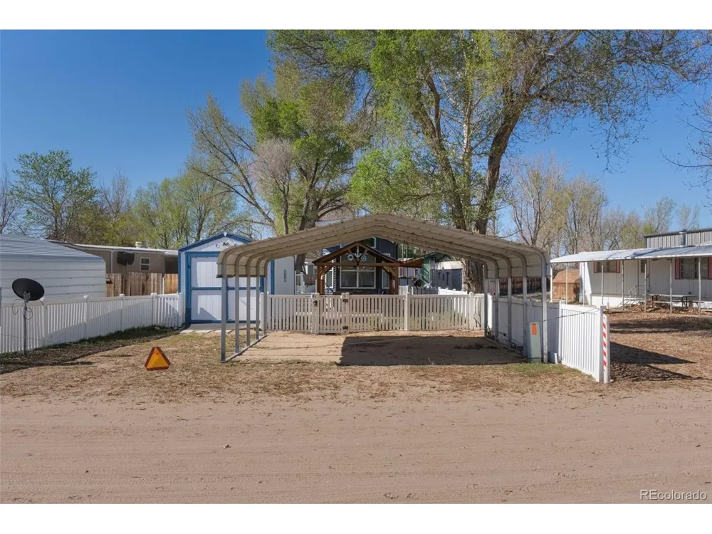 188 Kiowa Road Weldona, CO 80653