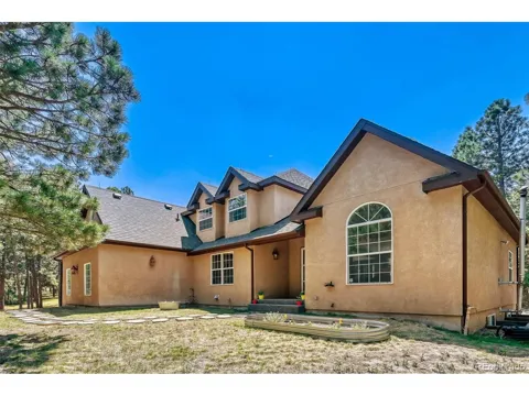 3392 Estates Circle