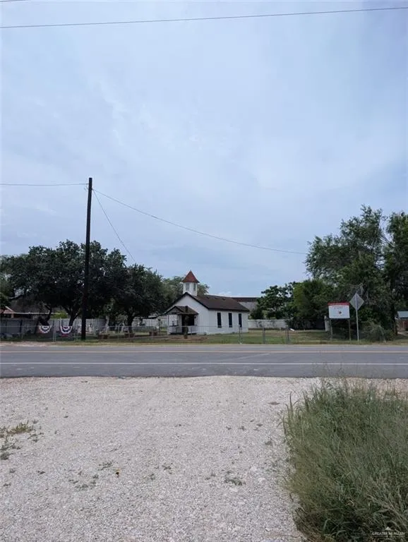 905 W Doffing Road W San Juan, TX 78589