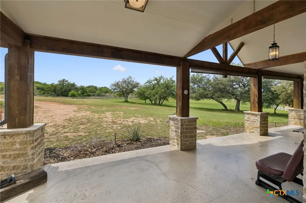 1450 Fm 2342 Kingsland, TX 78639