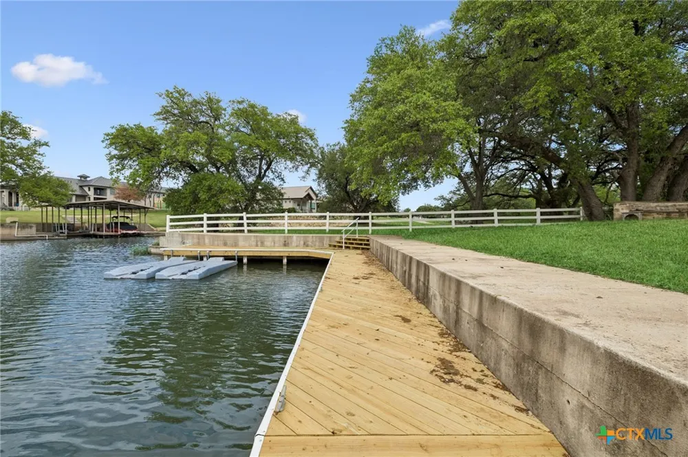 1450 Fm 2342 Kingsland, TX 78639