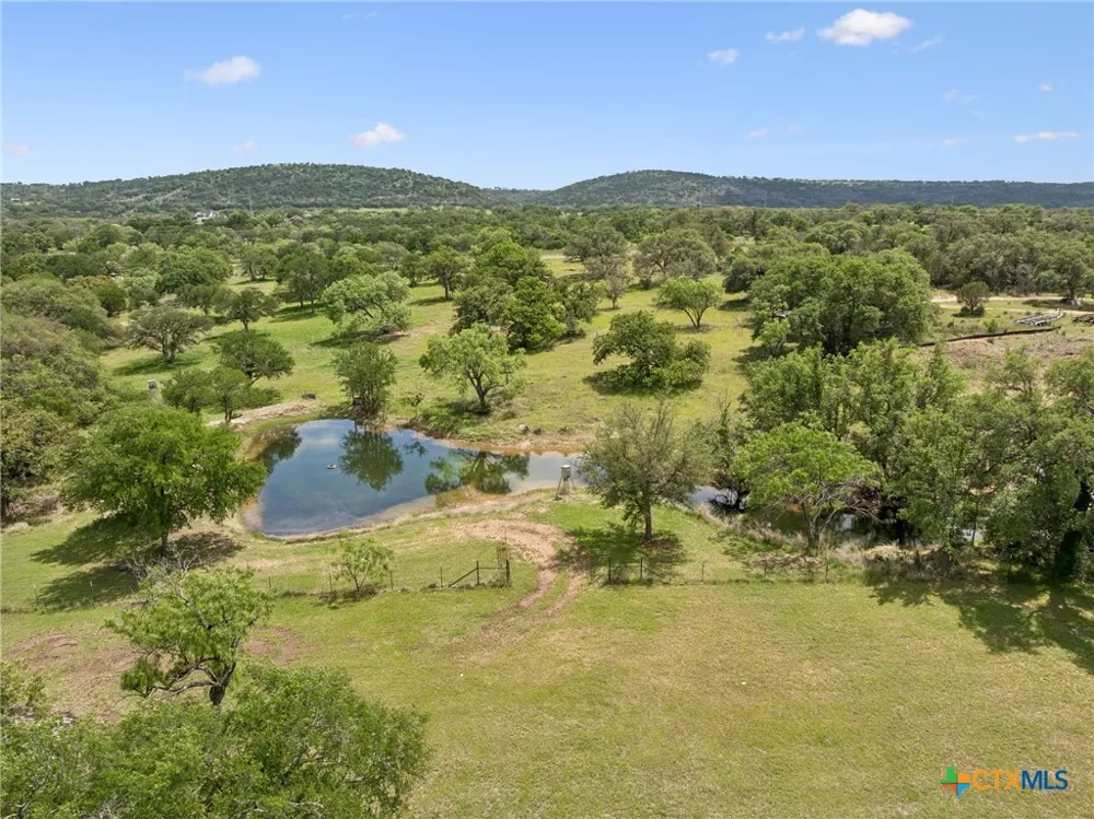 1450 Fm 2342 Kingsland, TX 78639