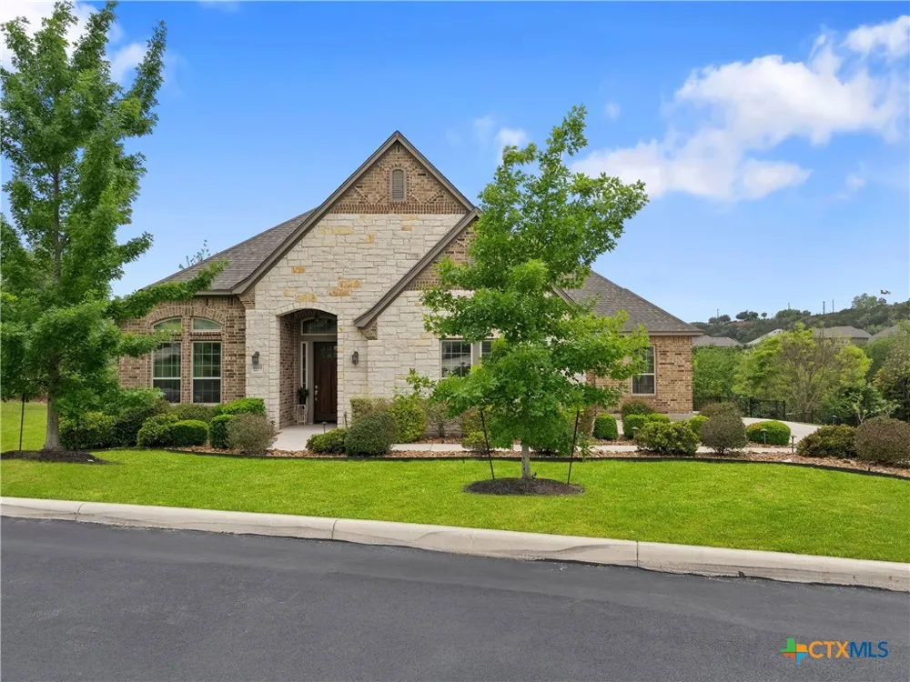 18003 Resort View San Antonio, TX 78255