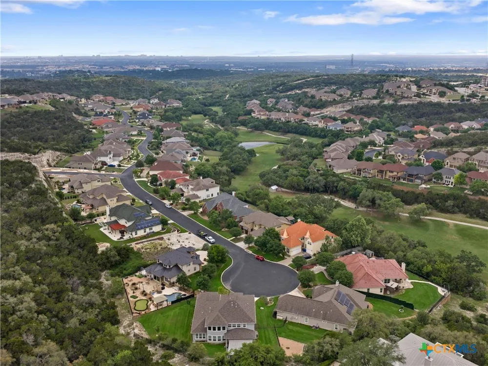 18003 Resort View San Antonio, TX 78255