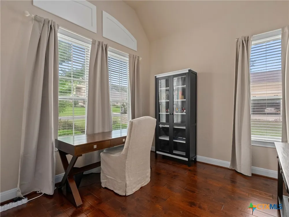 18003 Resort View San Antonio, TX 78255