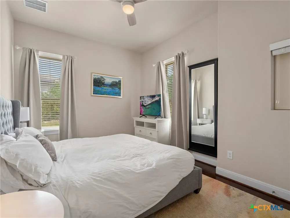18003 Resort View San Antonio, TX 78255