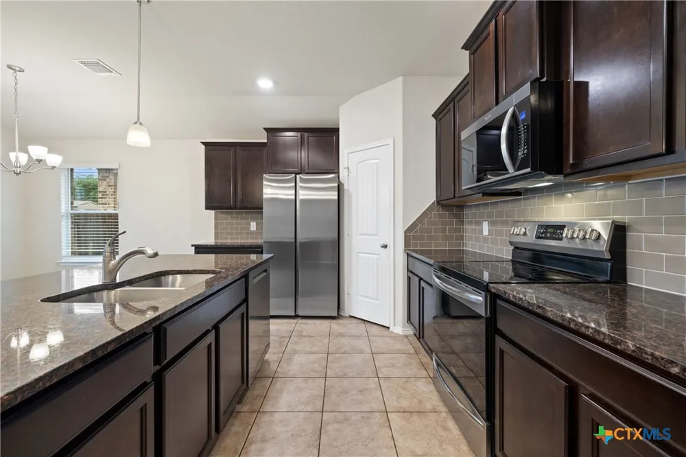 5586 Perdita Drive Belton, TX 76513