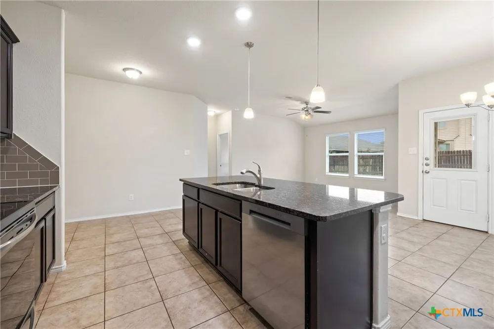 5586 Perdita Drive Belton, TX 76513