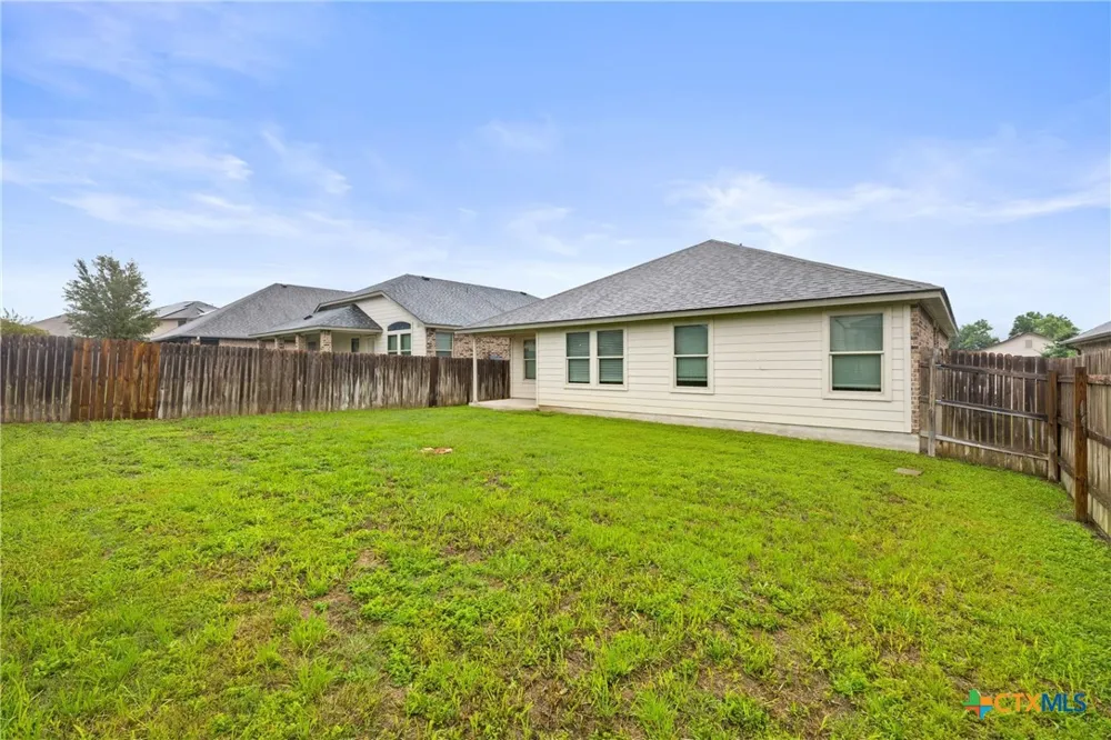 5586 Perdita Drive Belton, TX 76513