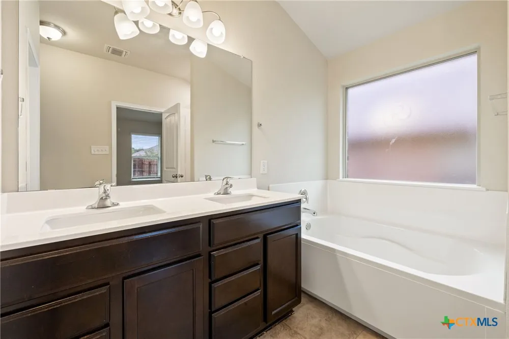 5586 Perdita Drive Belton, TX 76513