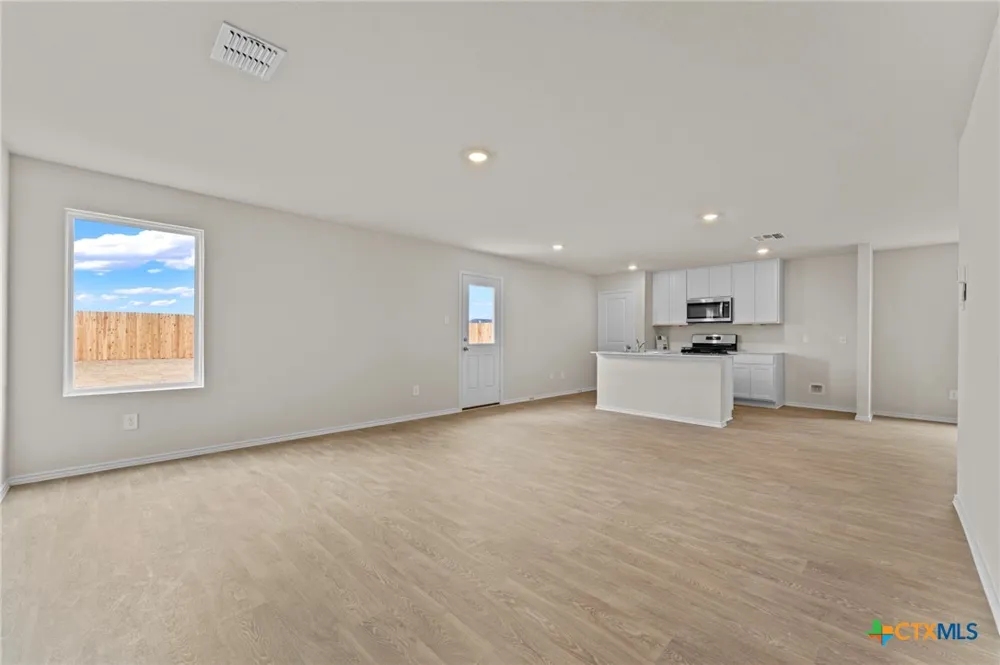 134 Langston Drive Uhland, TX 78640