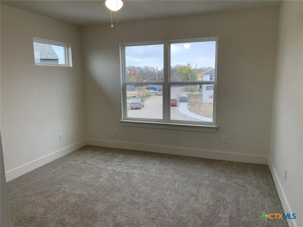 1854 Royal Loop Belton, TX 76513