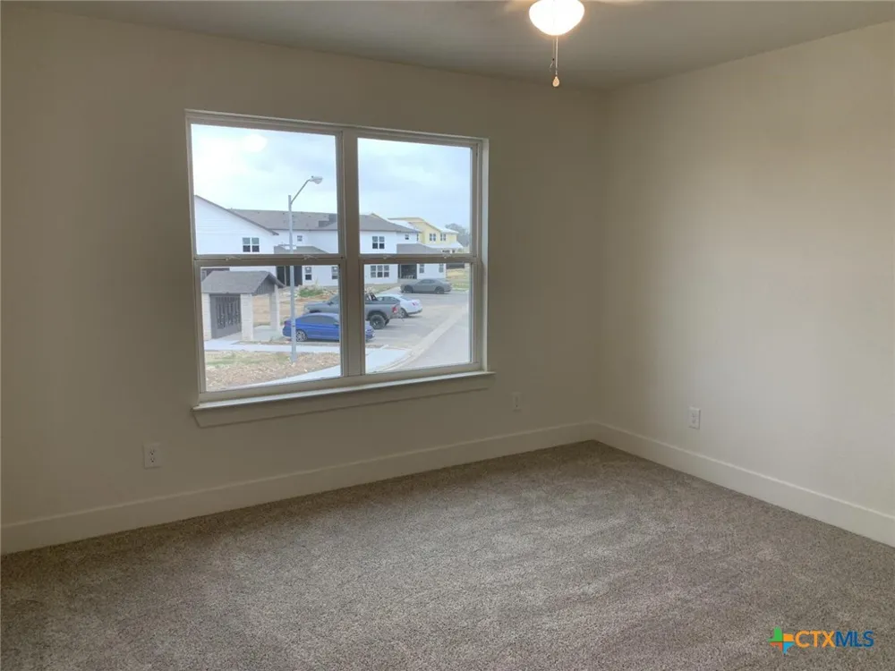 1854 Royal Loop Belton, TX 76513