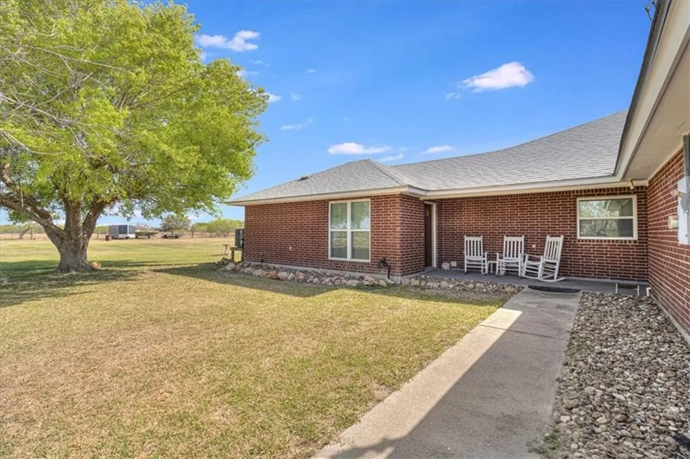 5004 County Road 1432 Aransas Pass, TX 78336