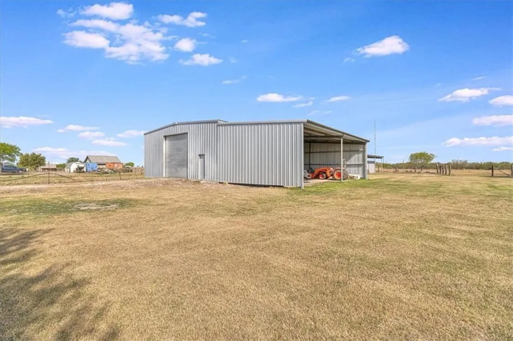 5004 County Road 1432 Aransas Pass, TX 78336