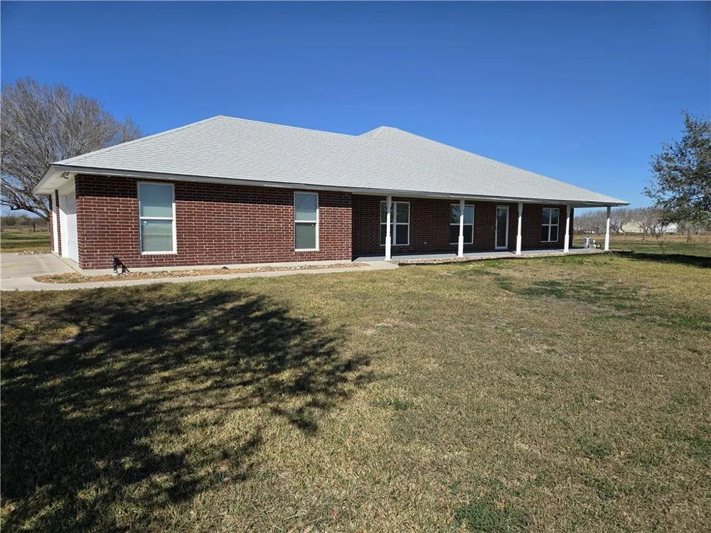 5004 County Road 1432 Aransas Pass, TX 78336