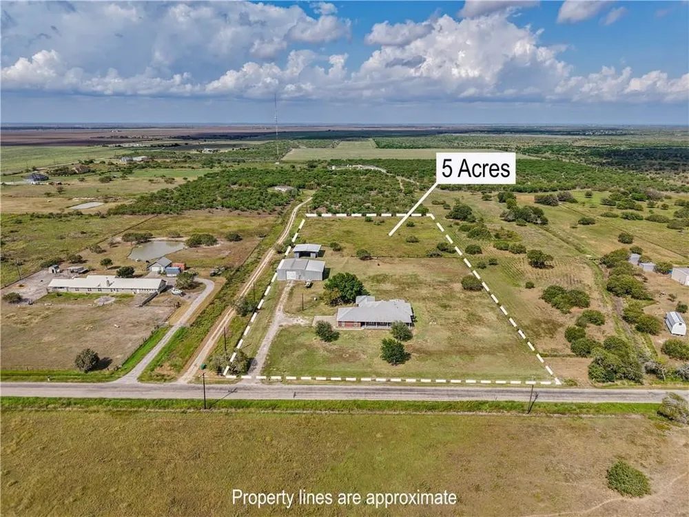 5004 County Road 1432 Aransas Pass, TX 78336