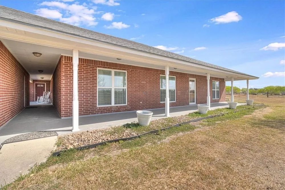 5004 County Road 1432 Aransas Pass, TX 78336