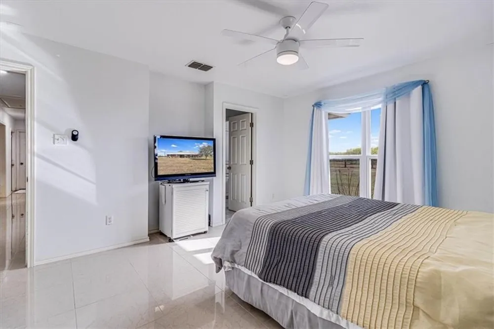5004 County Road 1432 Aransas Pass, TX 78336