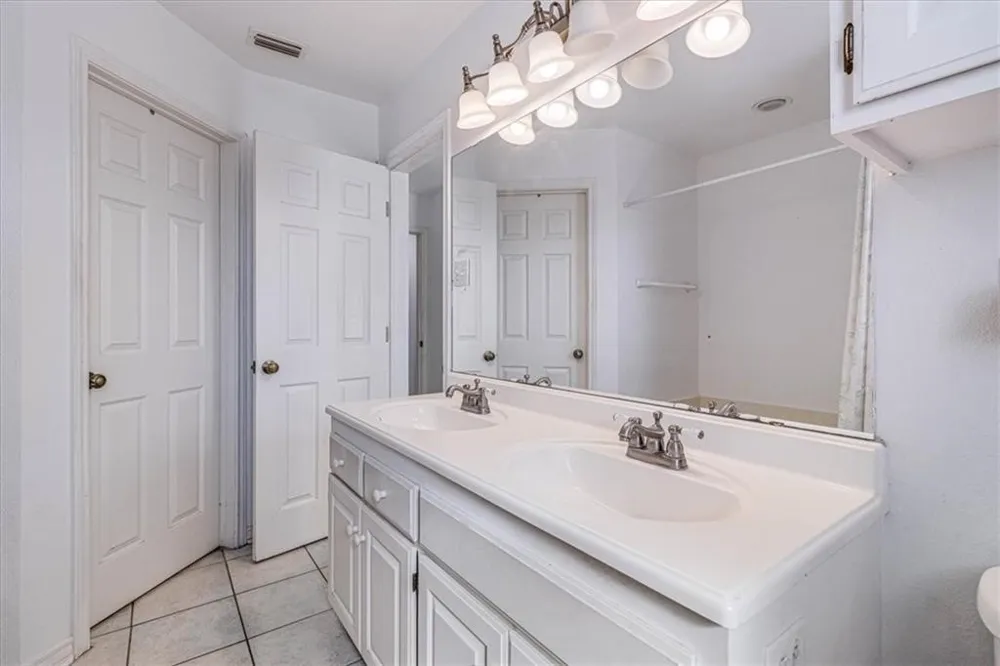 5004 County Road 1432 Aransas Pass, TX 78336