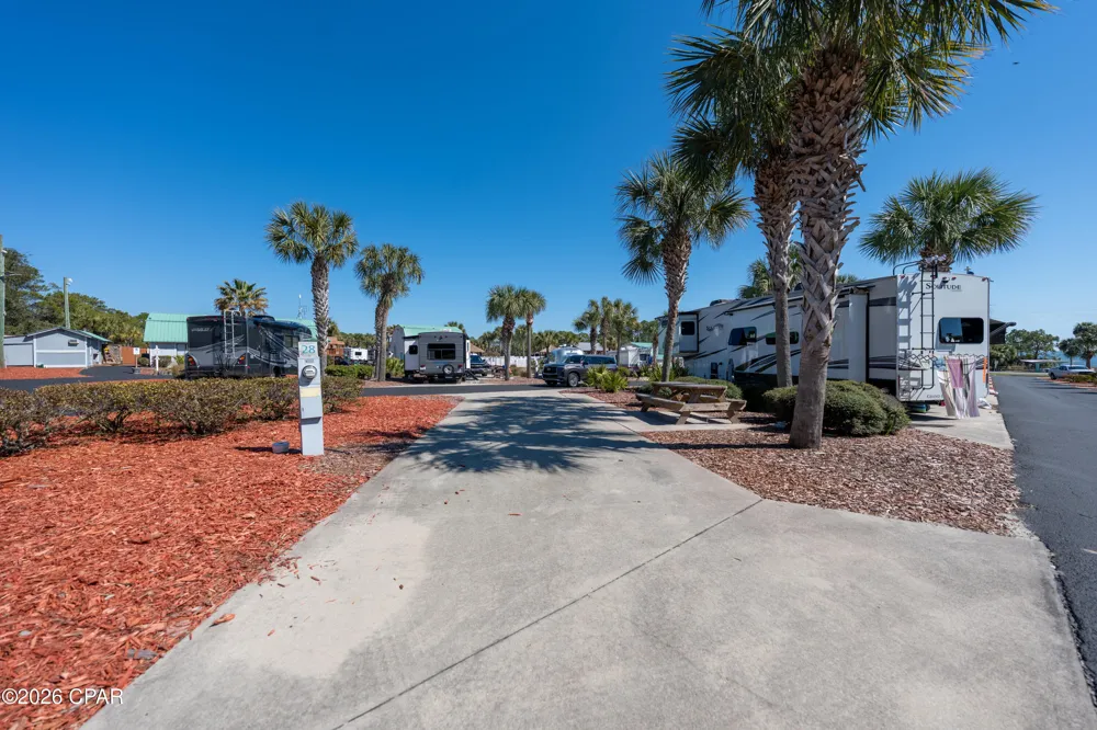 1843 W Highway 98 #28 Carrabelle, FL 32322
