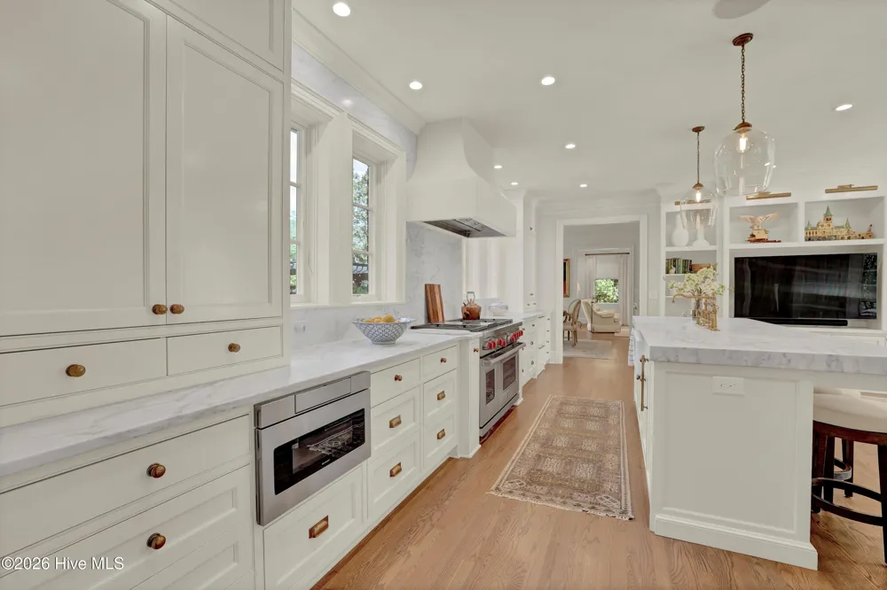 1411 Live Oak Parkway Wilmington, NC 28403