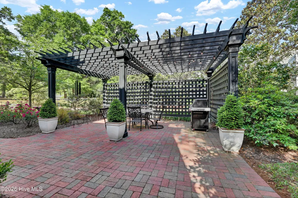 1411 Live Oak Parkway Wilmington, NC 28403