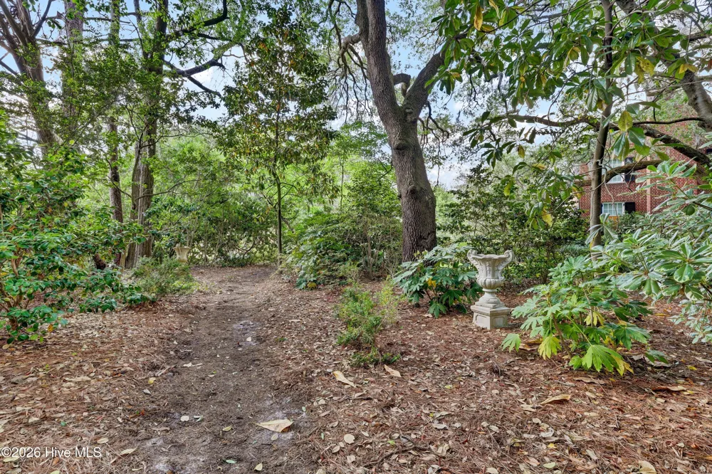 1411 Live Oak Parkway Wilmington, NC 28403